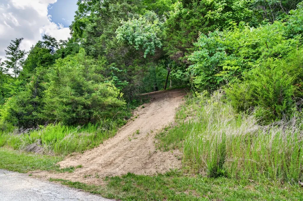 395B Allen Road Goodlettsville TN 37072