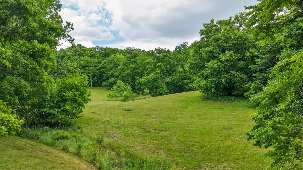395B Allen Road Goodlettsville TN 37072