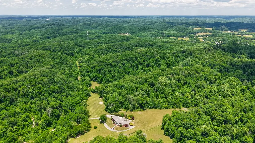 395B Allen Road Goodlettsville TN 37072
