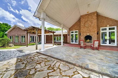 395B Allen Road Goodlettsville TN 37072