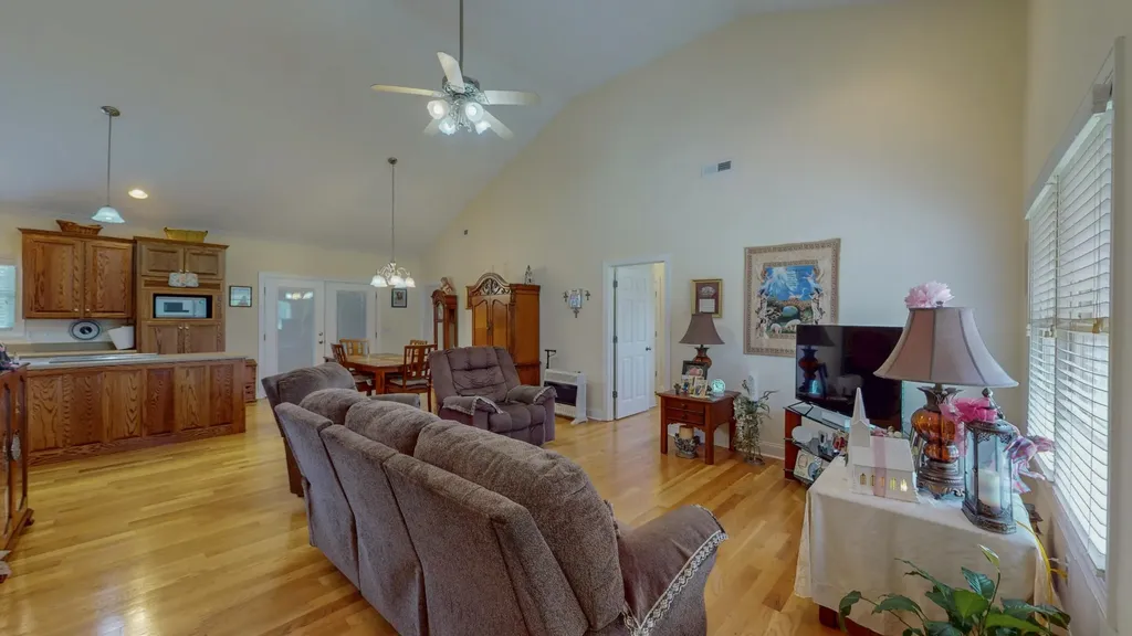 210 Hancock Road, NE Cleveland TN 37323