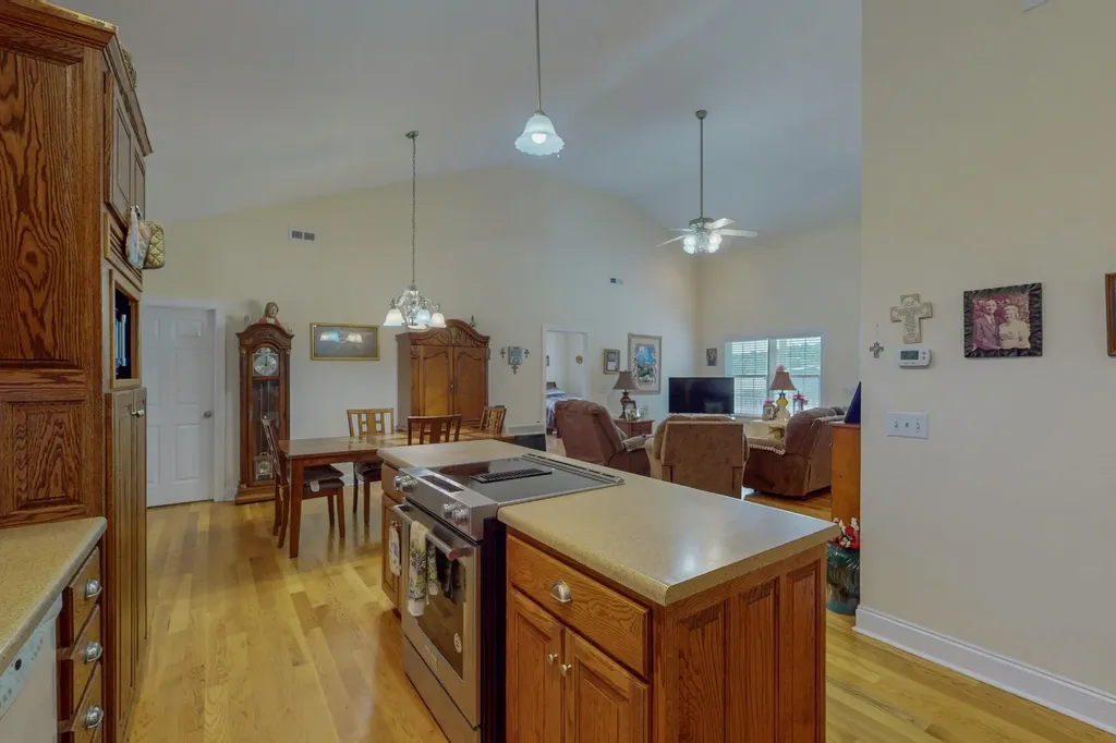 210 Hancock Road, NE Cleveland TN 37323