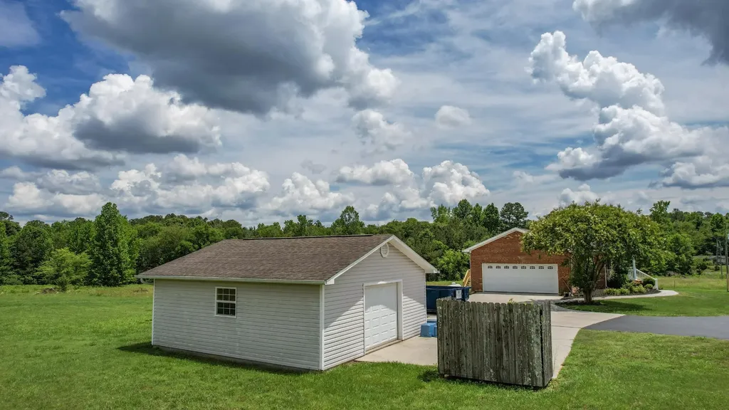 210 Hancock Road, NE Cleveland TN 37323