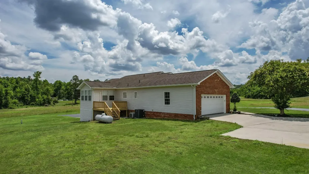 210 Hancock Road, NE Cleveland TN 37323