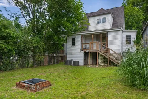 812 E 10th Street Chattanooga TN 37403