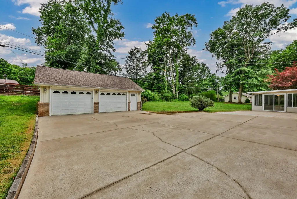 1283 Morgan Road Clarksville TN 37040