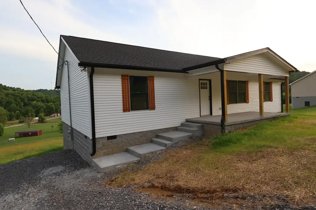 11 Wilkerson Hollow Lane Brush Creek TN 38547