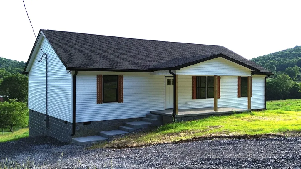 11 Wilkerson Hollow Lane Brush Creek TN 38547