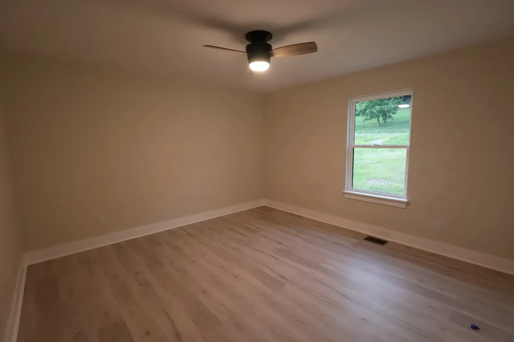 11 Wilkerson Hollow Lane Brush Creek TN 38547