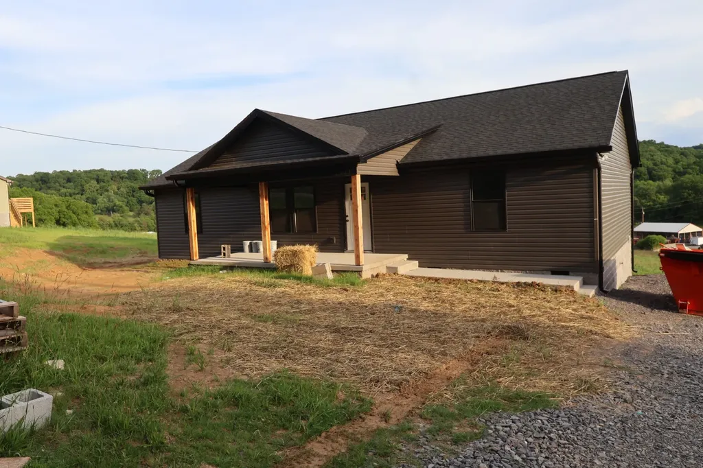 23 Wilkerson Hollow Lane Brush Creek TN 38547
