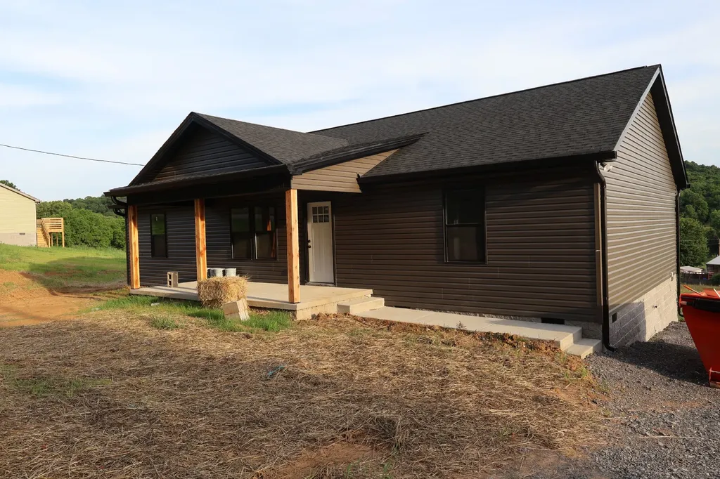 23 Wilkerson Hollow Lane Brush Creek TN 38547