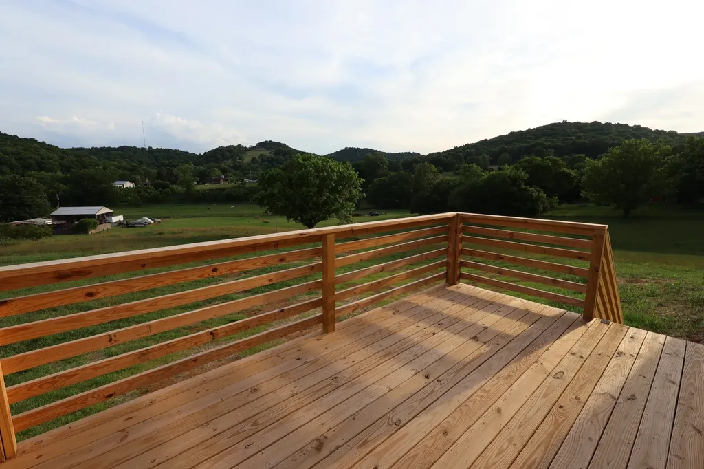 23 Wilkerson Hollow Lane Brush Creek TN 38547