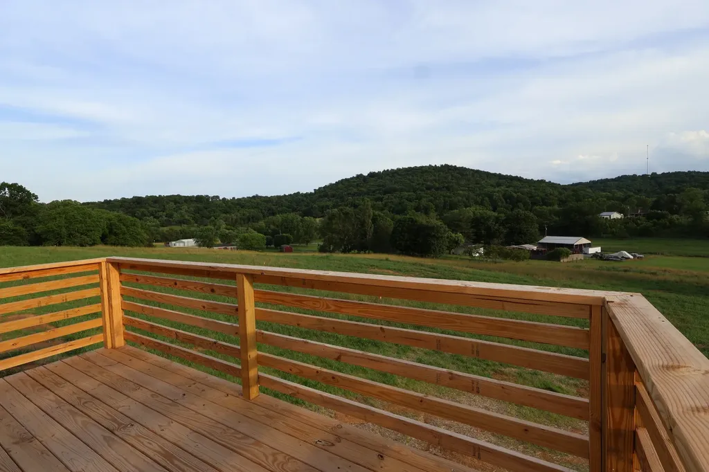 23 Wilkerson Hollow Lane Brush Creek TN 38547