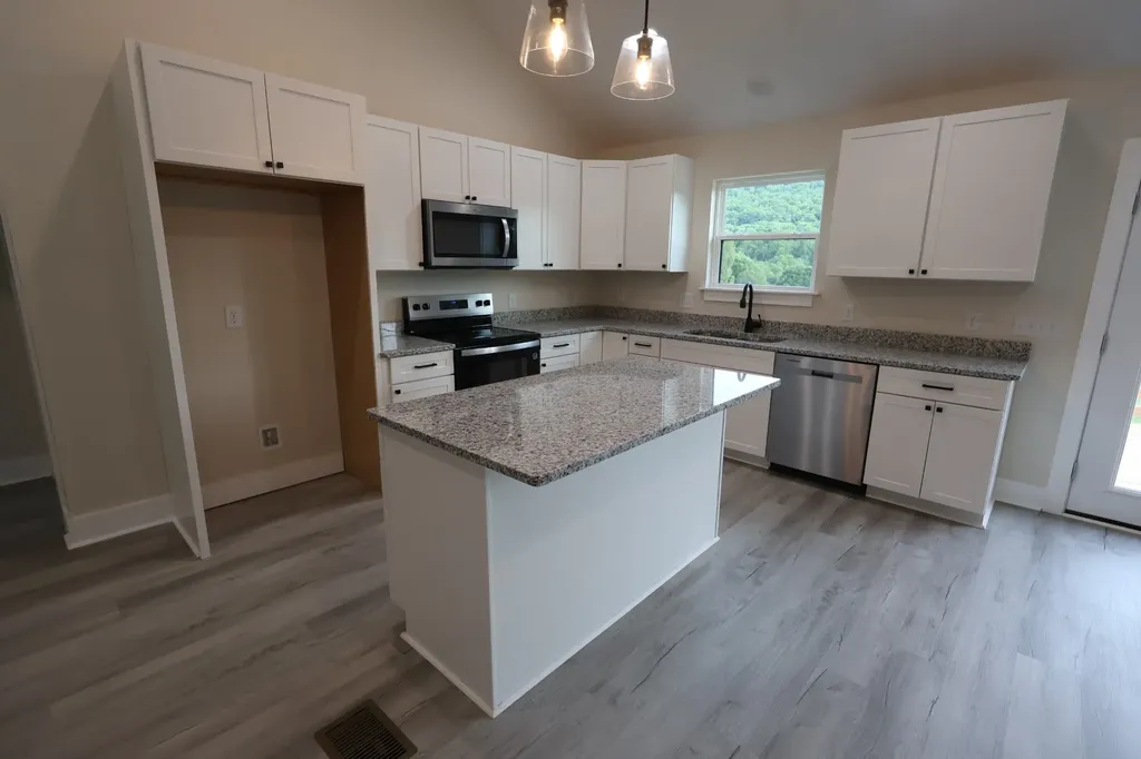 23 Wilkerson Hollow Lane Brush Creek TN 38547