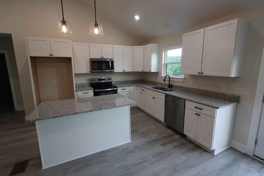 23 Wilkerson Hollow Lane Brush Creek TN 38547