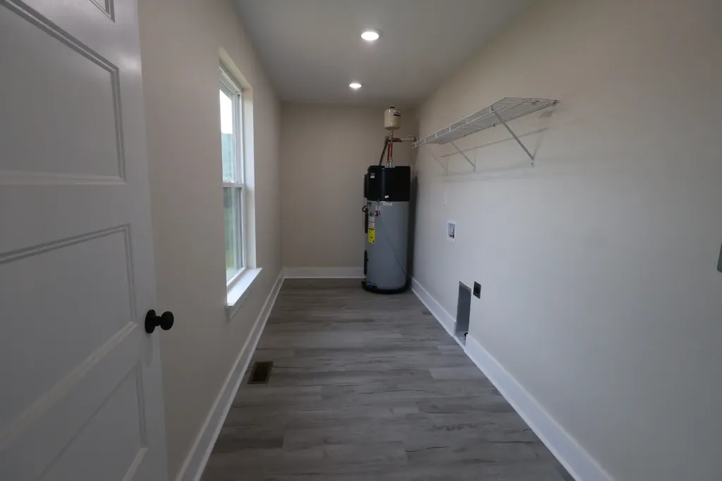 23 Wilkerson Hollow Lane Brush Creek TN 38547