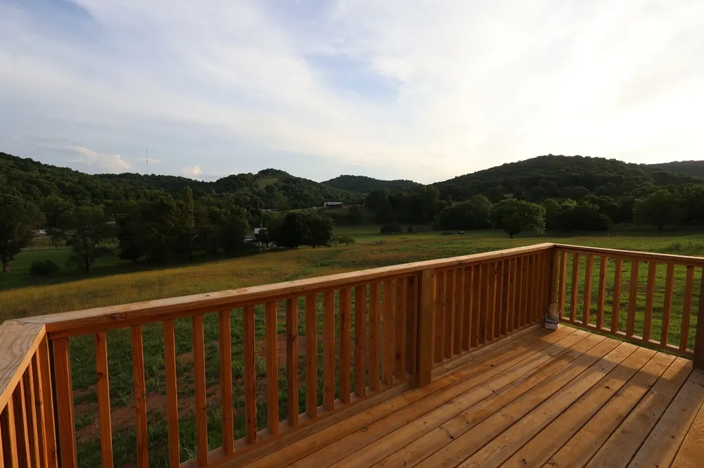 15 Wilkerson Hollow Lane Brush Creek TN 38547