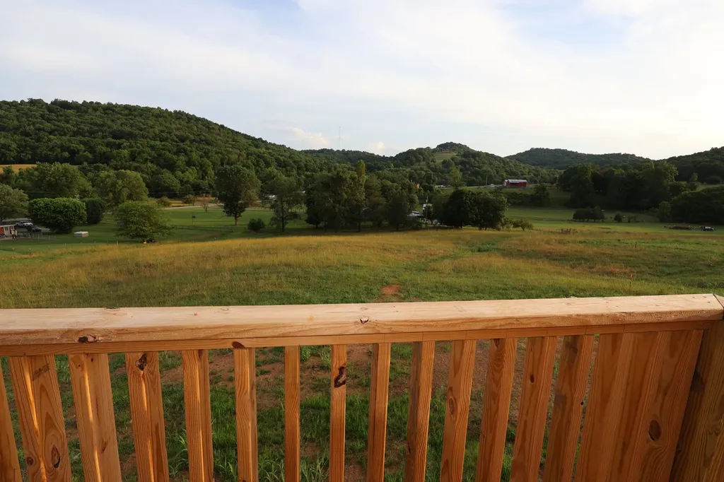 15 Wilkerson Hollow Lane Brush Creek TN 38547