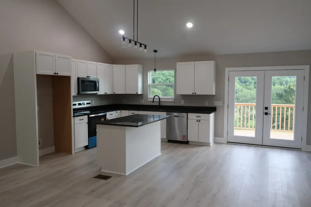 15 Wilkerson Hollow Lane Brush Creek TN 38547