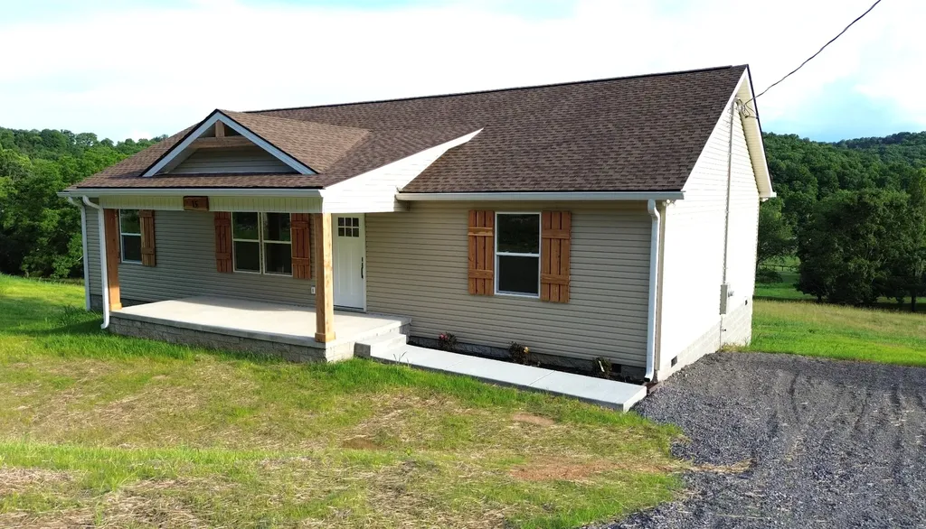 15 Wilkerson Hollow Lane Brush Creek TN 38547