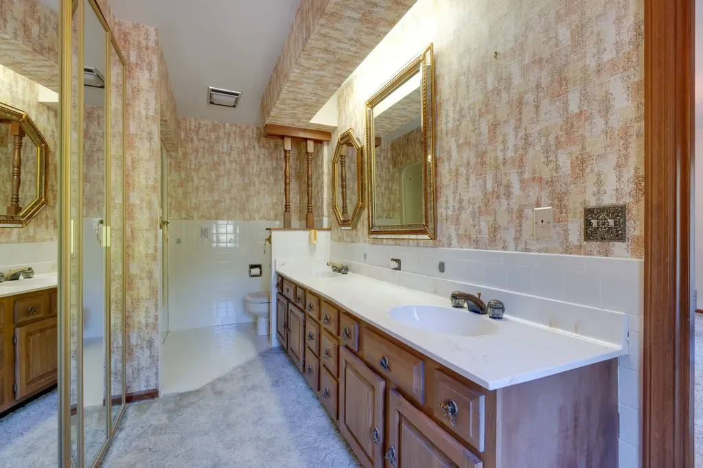 651 Old Lebanon Dirt Road Hermitage TN 37076