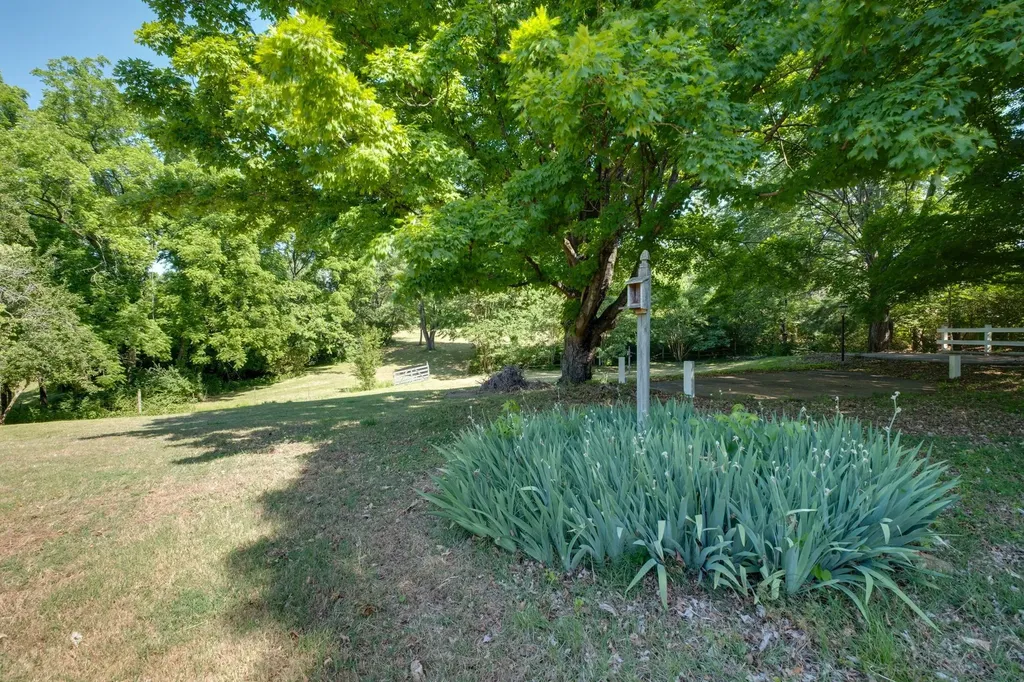 651 Old Lebanon Dirt Road Hermitage TN 37076