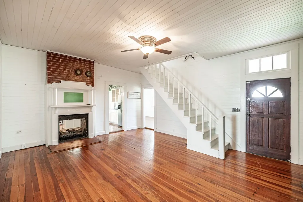2366 Highland Avenue Goodlettsville TN 37072