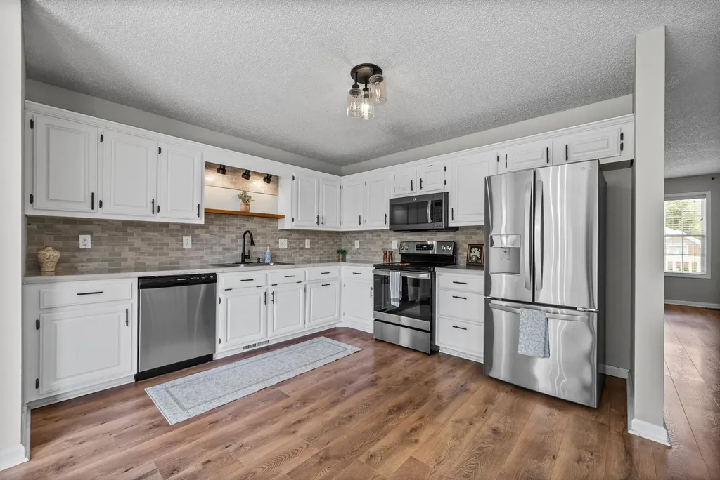 461 Kristie Michelle Lane Clarksville TN 37042