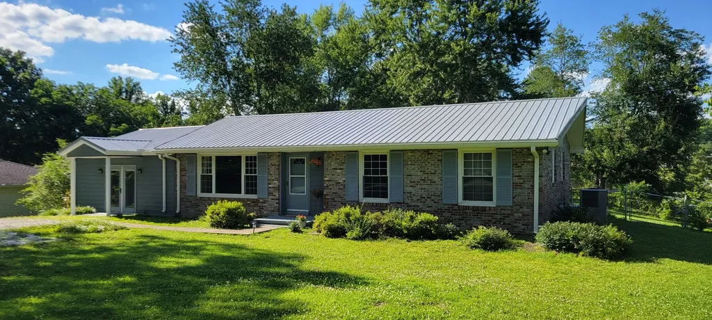 108 Sherry Lane Dickson TN 37055