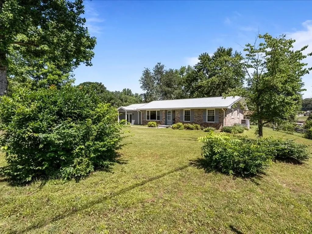 108 Sherry Lane Dickson TN 37055