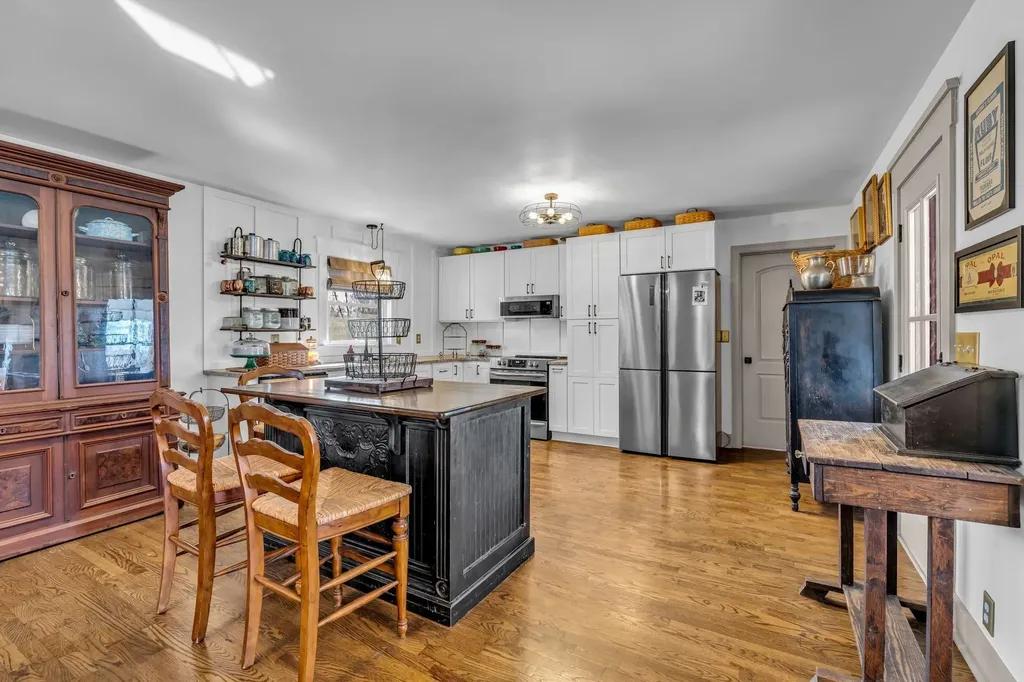 1508 Turnpike Road Summertown TN 38483