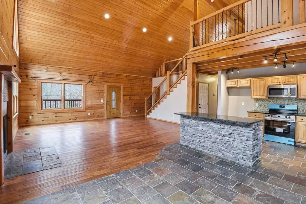 96 Sarvis Ridge Road Normandy TN 37360