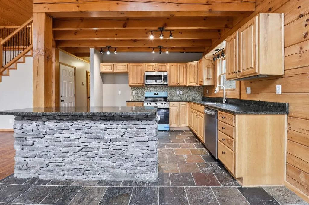 96 Sarvis Ridge Road Normandy TN 37360