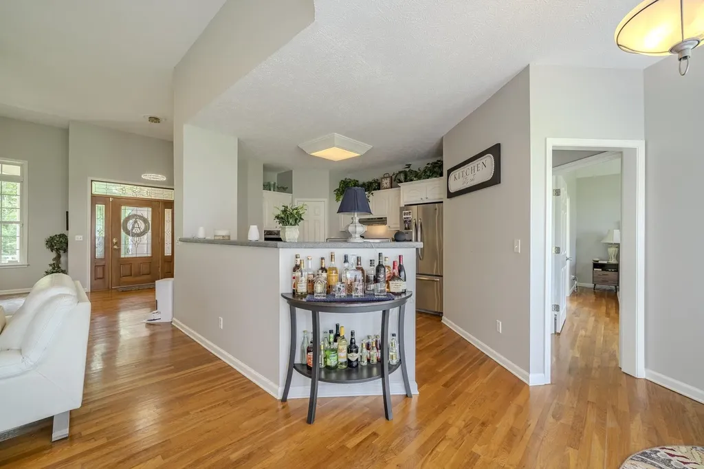 135 Betsy Drive Savannah TN 38372