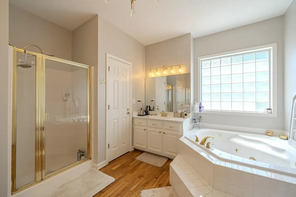 135 Betsy Drive Savannah TN 38372