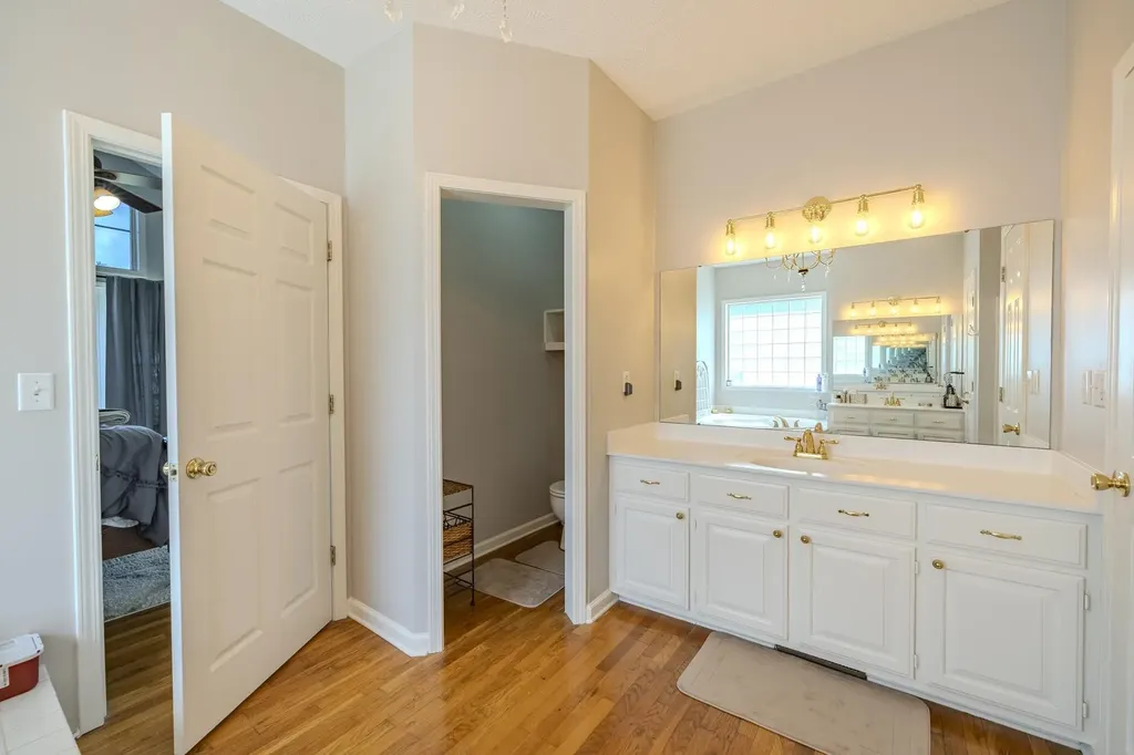 135 Betsy Drive Savannah TN 38372