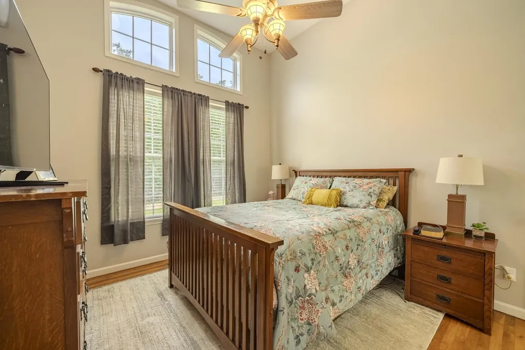 135 Betsy Drive Savannah TN 38372
