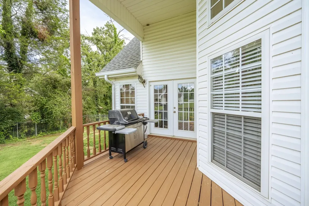 135 Betsy Drive Savannah TN 38372