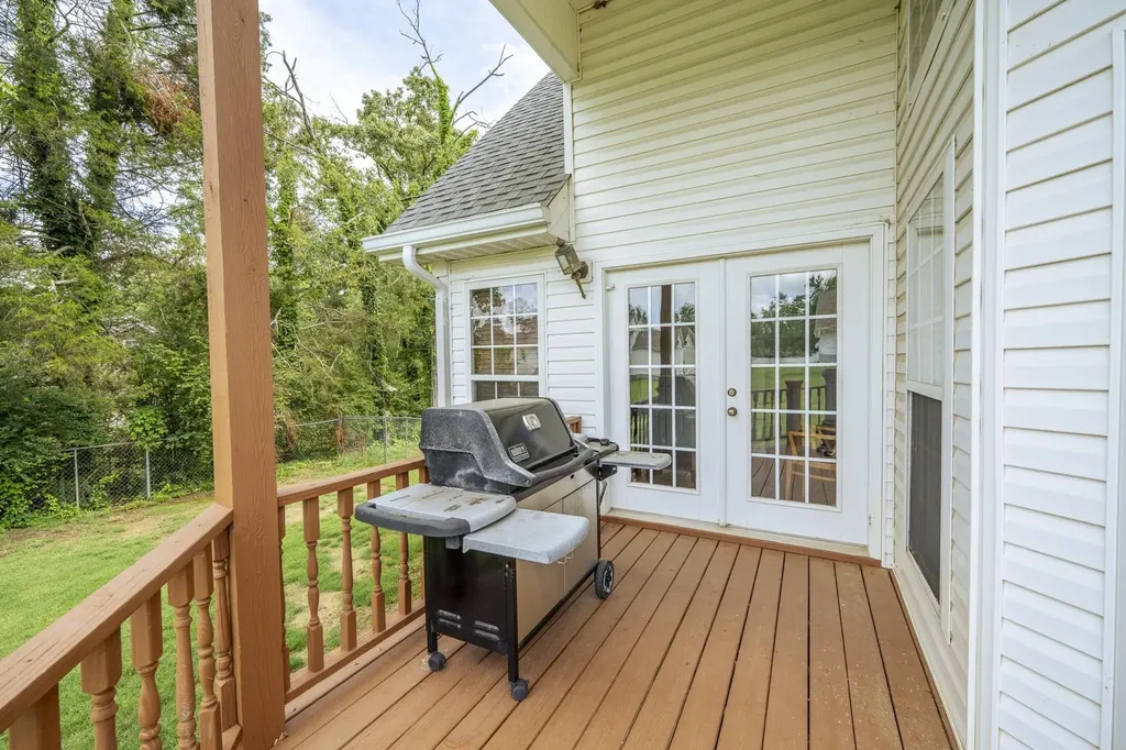 135 Betsy Drive Savannah TN 38372