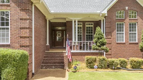 135 Betsy Drive Savannah TN 38372