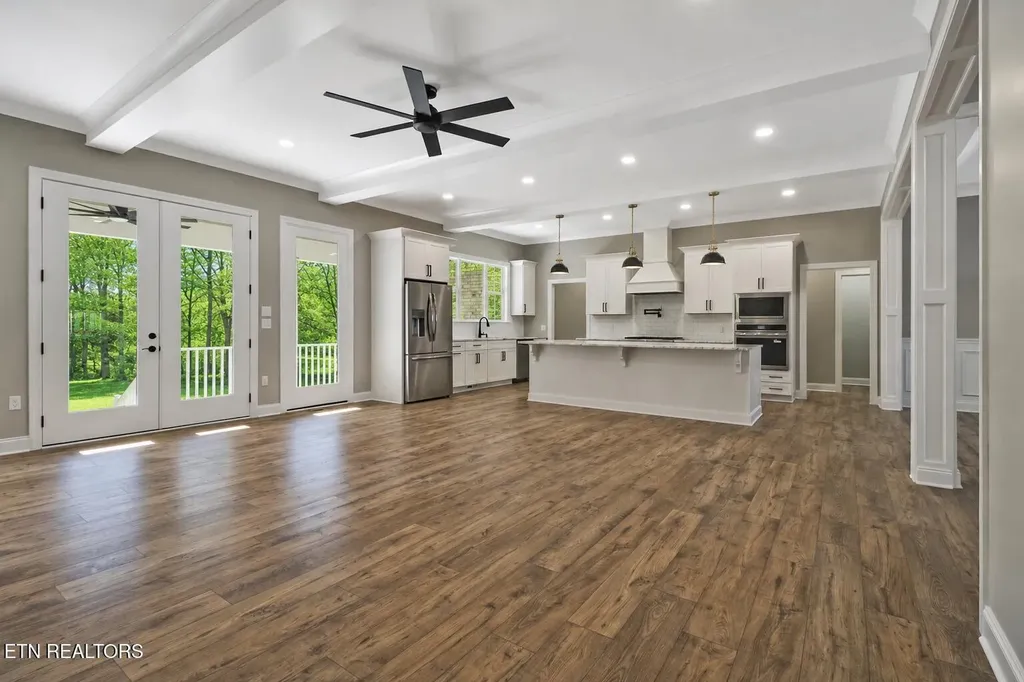 1052 Catoosa Ridge Drive Crossville TN 38571
