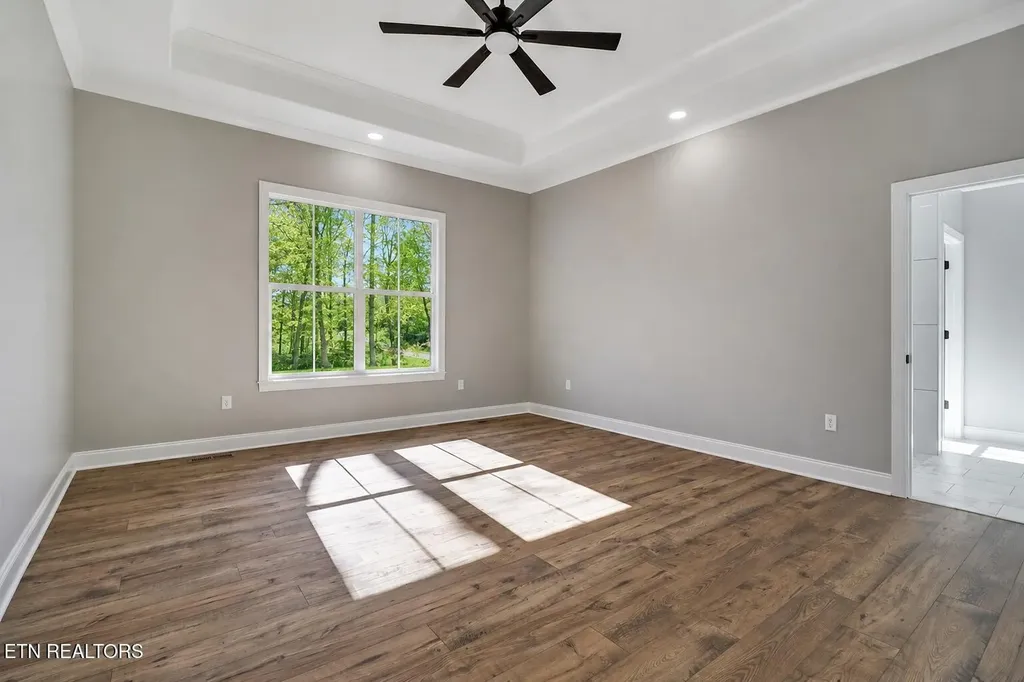 1052 Catoosa Ridge Drive Crossville TN 38571