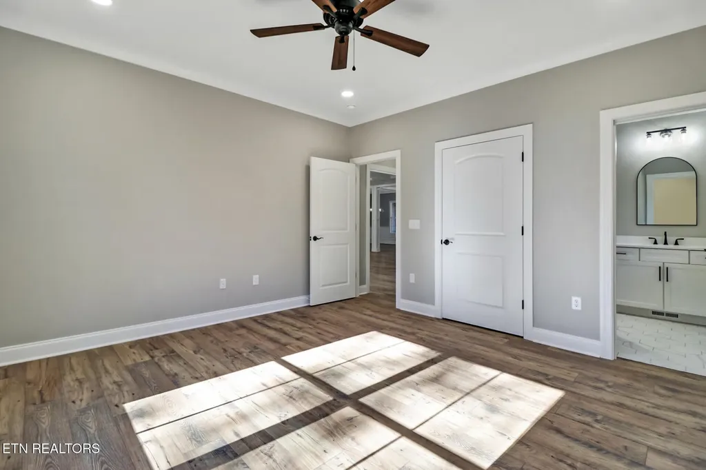 1052 Catoosa Ridge Drive Crossville TN 38571