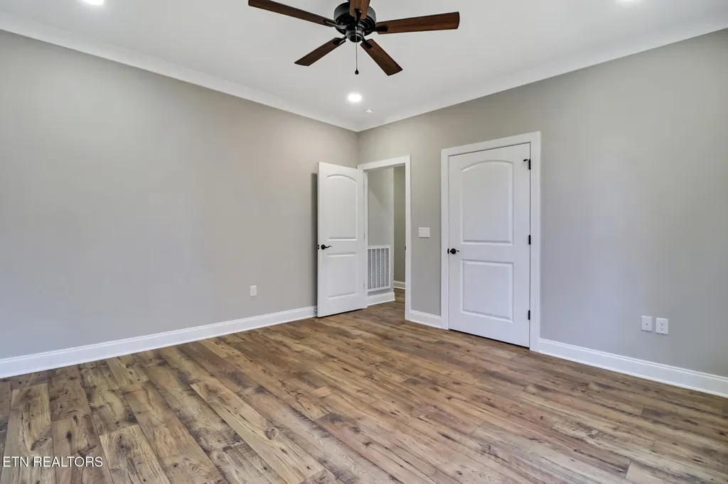 1052 Catoosa Ridge Drive Crossville TN 38571