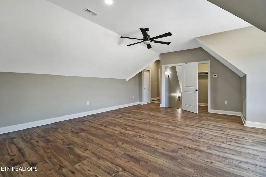 1052 Catoosa Ridge Drive Crossville TN 38571