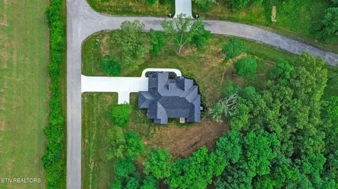 1052 Catoosa Ridge Drive Crossville TN 38571