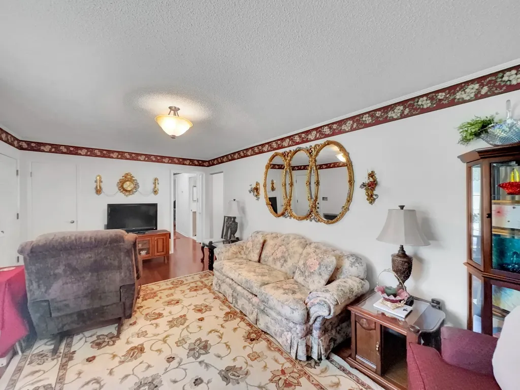 1358 Dry Branch Road Dixon Springs TN 37057