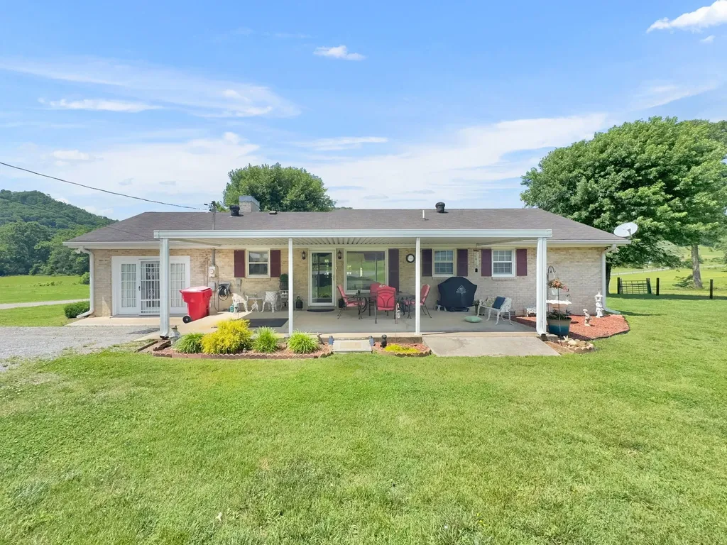 1358 Dry Branch Road Dixon Springs TN 37057