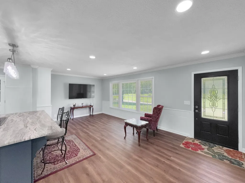 1358 Dry Branch Road Dixon Springs TN 37057