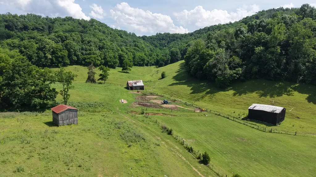 1358 Dry Branch Road Dixon Springs TN 37057